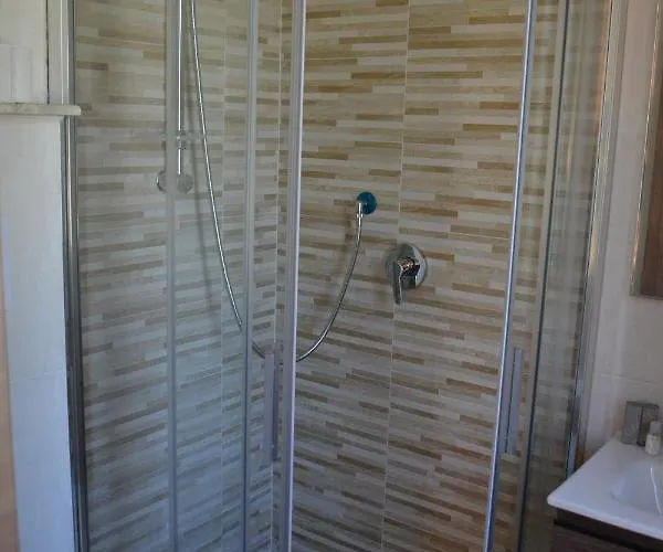 Dimora Cice לינה וארוחת בוקר 4*